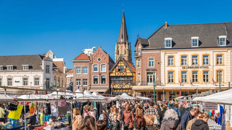 10 Things You Didn’t Know About the Sint Joep Market