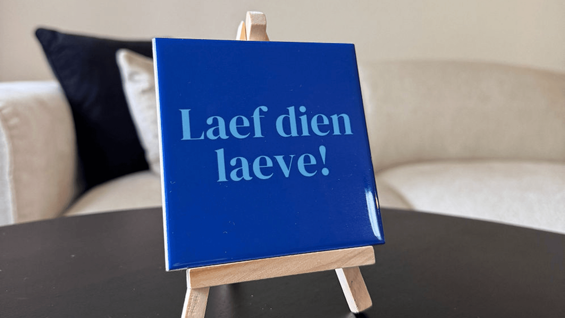 wijsheid stadstegeltje Limburgs laef dien laeve